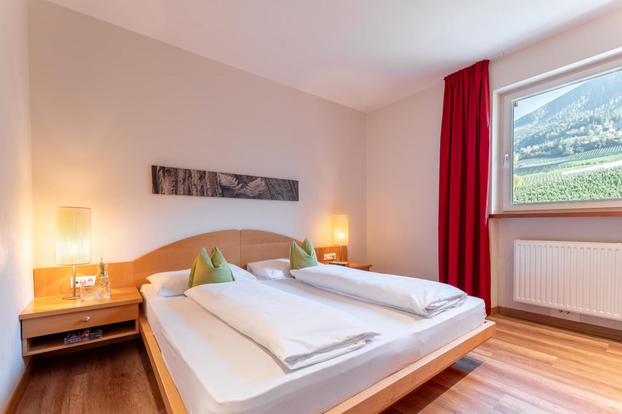 Feldhof Aparthotel 3*