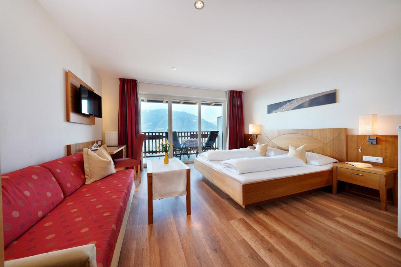 Feldhof Aparthotel 3*